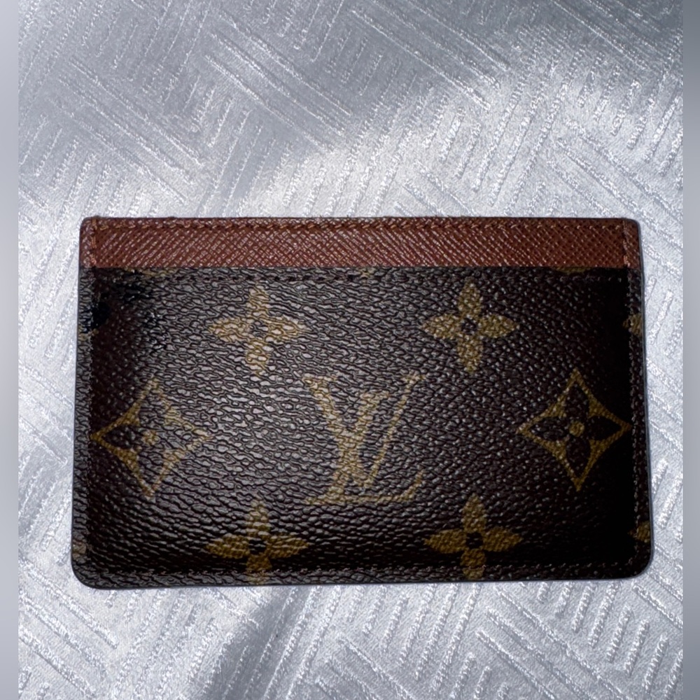Louis Vuitton Monogram Card Holder